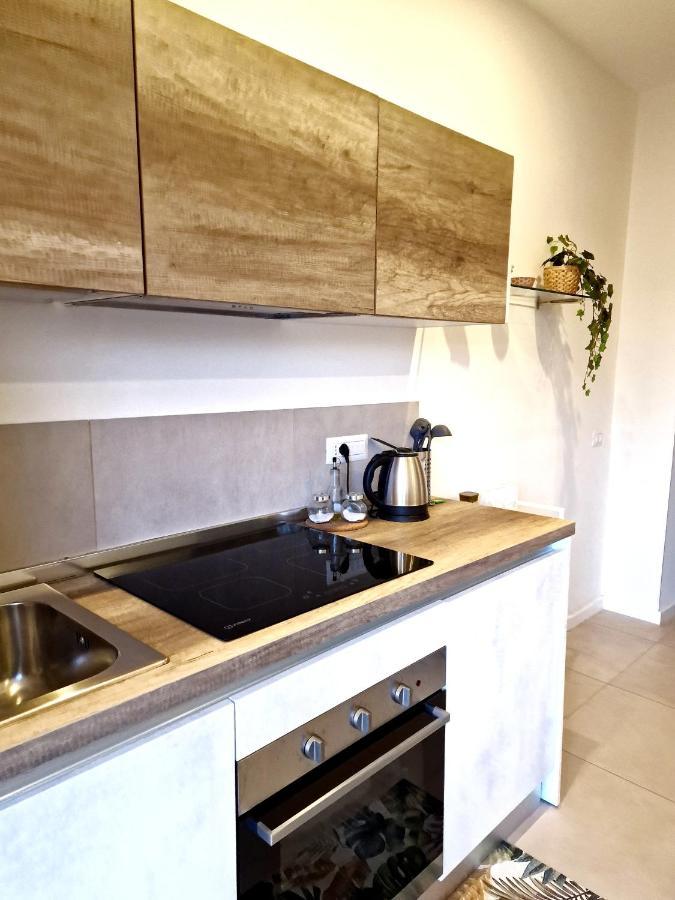 Olivella21 Luxury Apartment Montesanto Неаполь Екстер'єр фото
